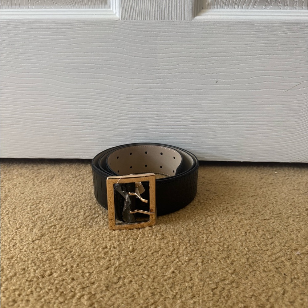 Amazon Black Women's Belt with Gold Buckle